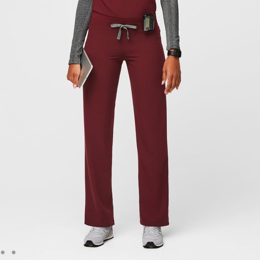 Burgundy livingston figs scrub pants